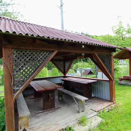 Cottage "Karpatske Shale" Iaremcea Exterior foto