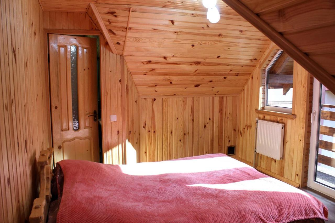 Cottage "Karpatske Shale" Iaremcea Exterior foto