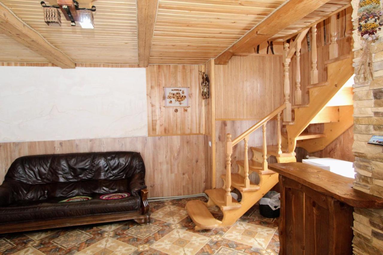 Cottage "Karpatske Shale" Iaremcea Exterior foto