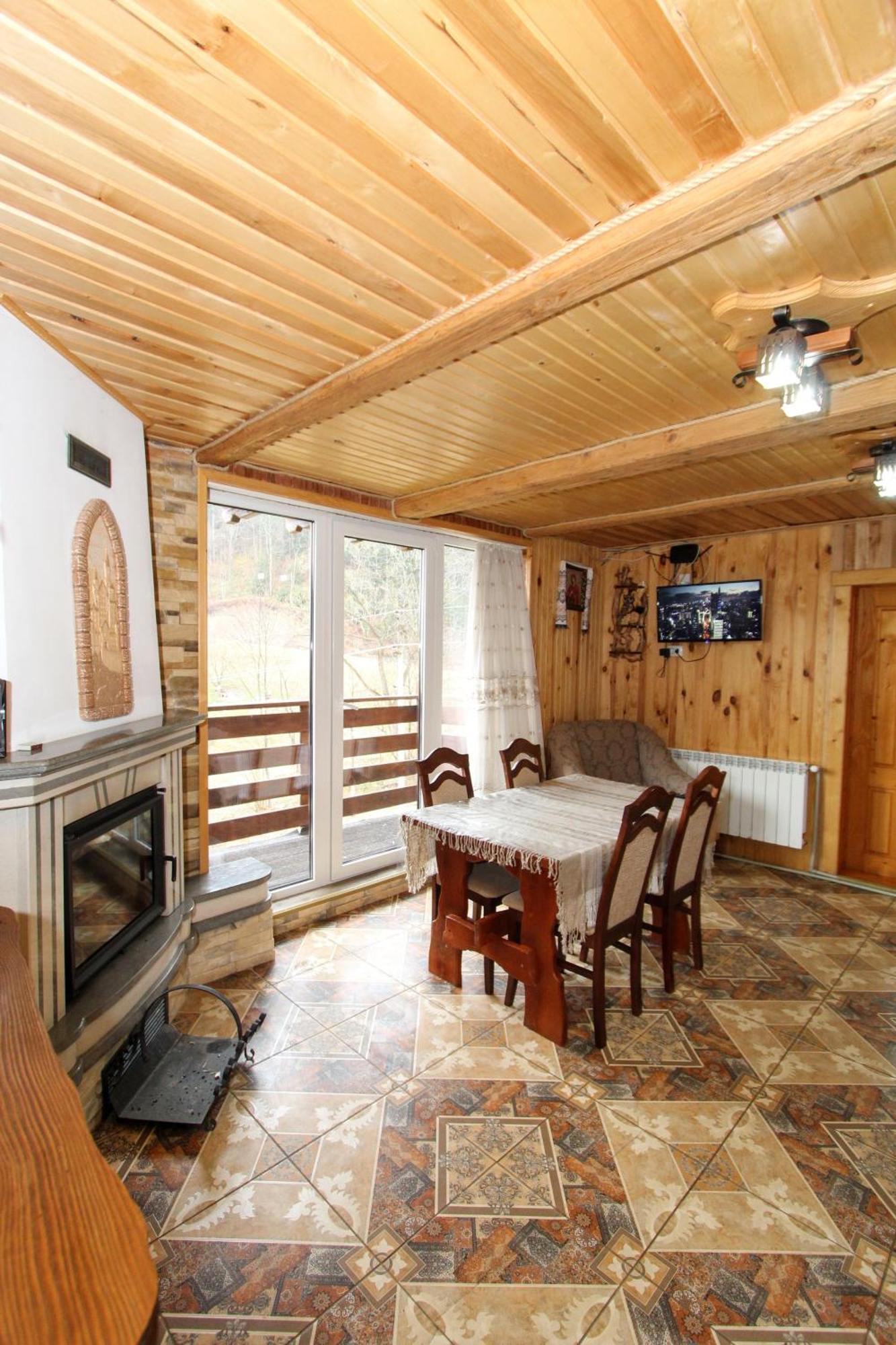 Cottage "Karpatske Shale" Iaremcea Exterior foto